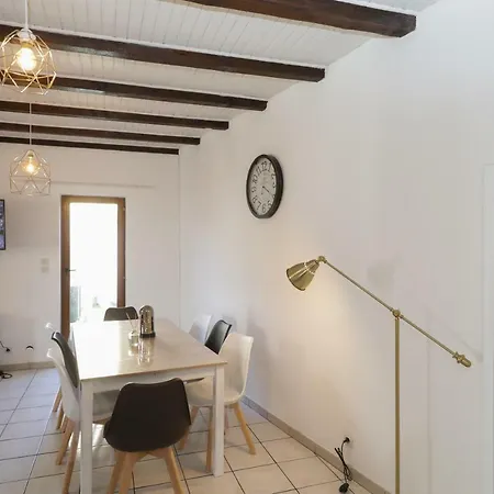 Semesterbostad Maison Centre Jacuzzi Jardin Et Climatisation *